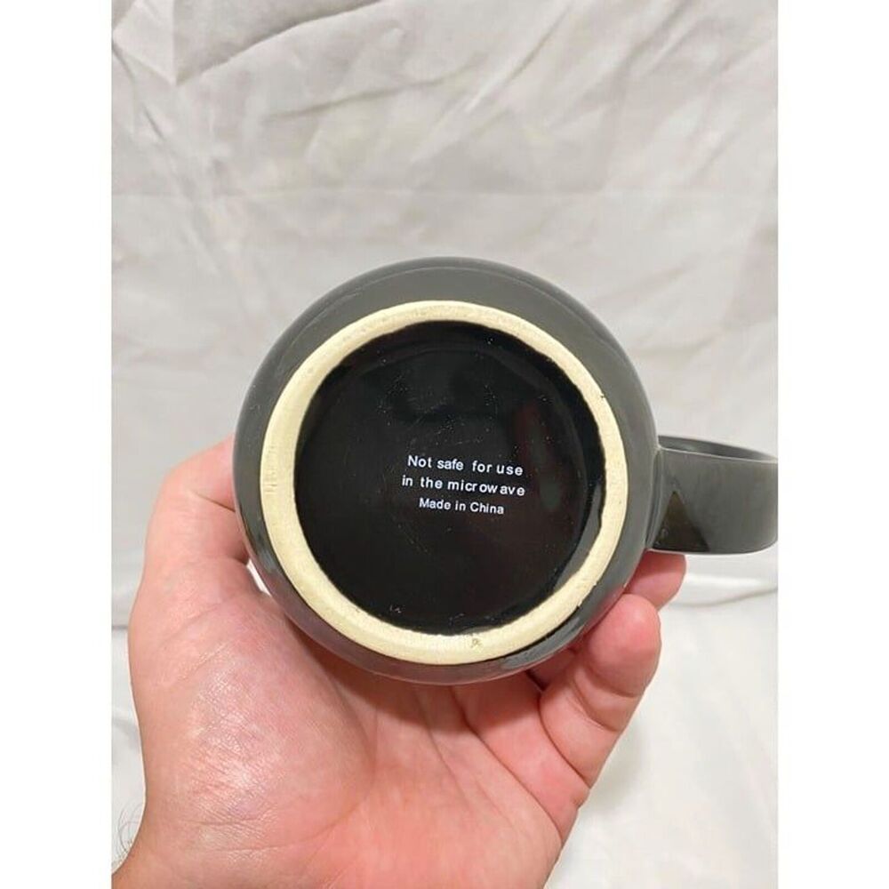 Boss Lady Coffee Mug Black and Gold Size 4 Inch Tall X 3.75 Inch Diameter - Picture 5 of 7